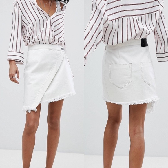 One Teaspoon Wild Thing Skirt in Cococash White Denim - Picture 2 of 12